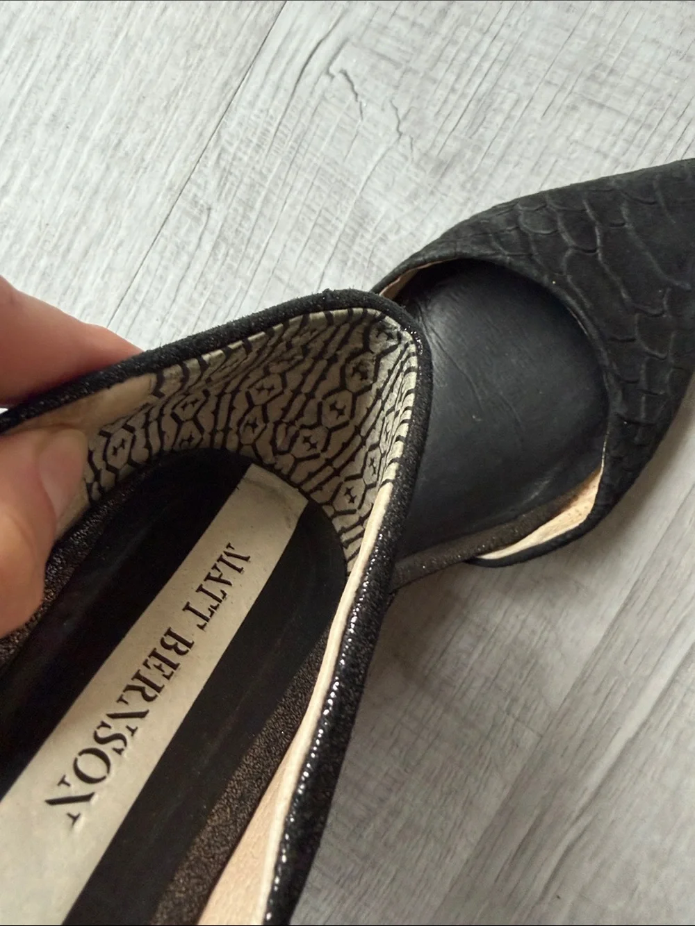 Matt Bernson Black Pointed D'Orsay Flats with Textured Upper, Size 6.